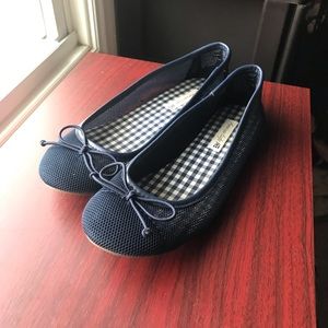Navy American Eagle flats